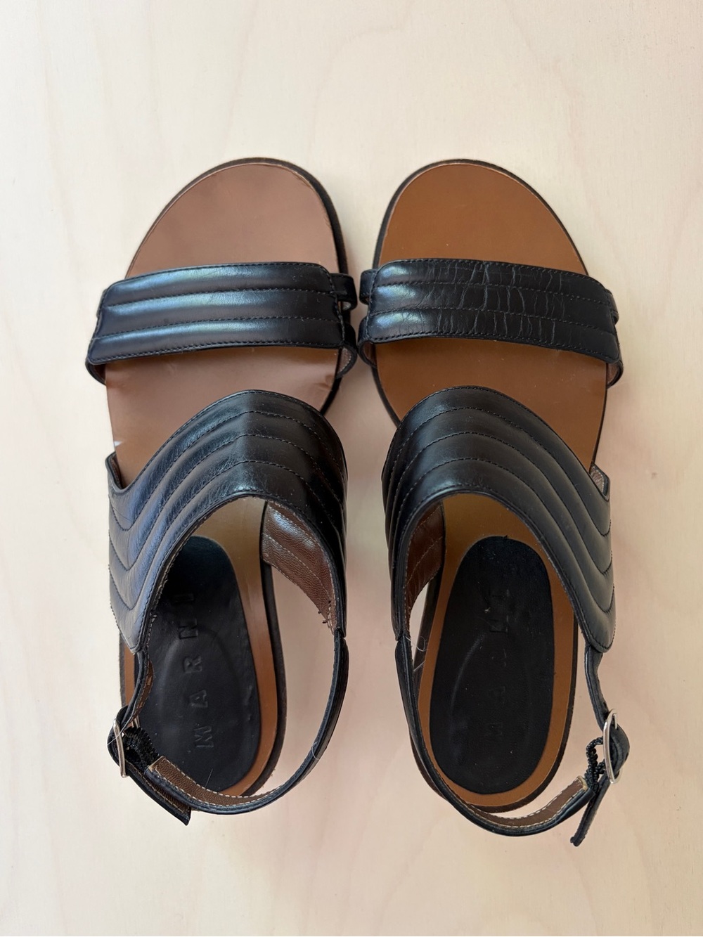 Marni 90’s kitten heel Black Leather Sandals 36.5 - Picture 7 of 7
